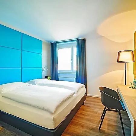 Travelinjoy Hotel 3*